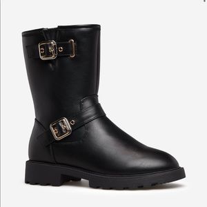 🆕🆕JORJA BUCKLED FLAT BOOT🆕